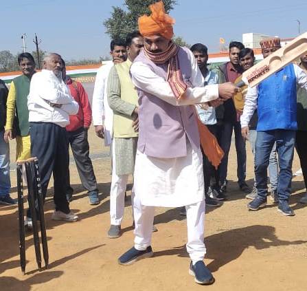 एमसीबी जिला प्रशासन की टीम ने जीता सद्भावना क्रिकेट मैच