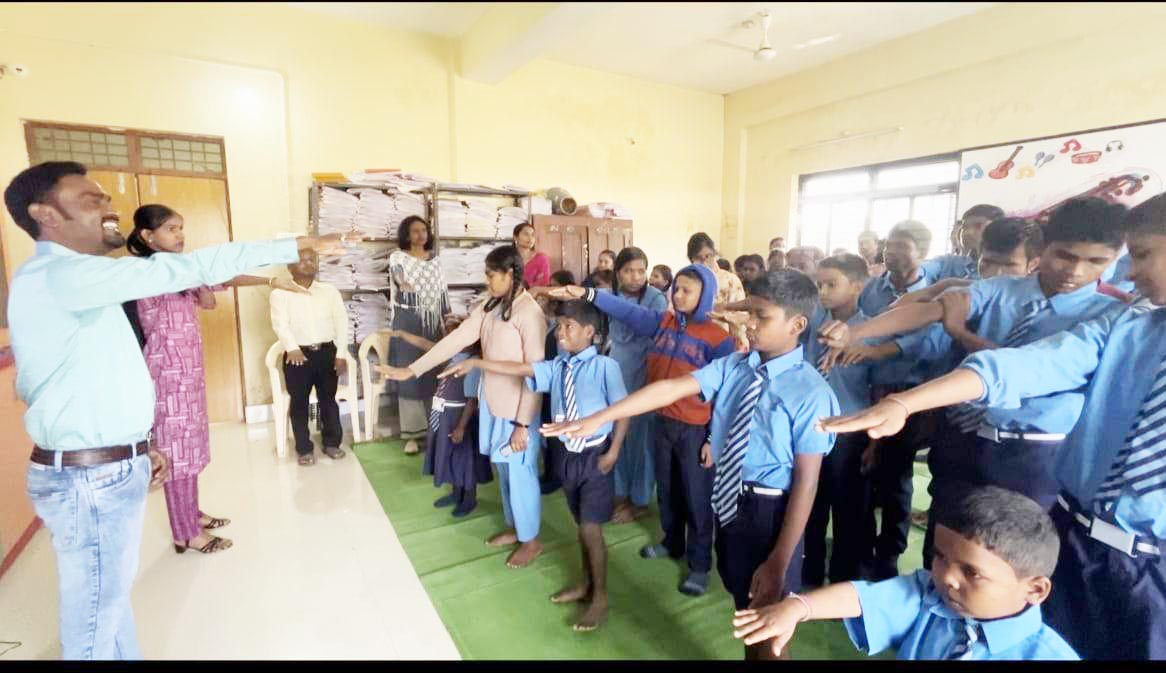 शारीरिक दिव्यांगता जीवन में आगे बढऩे में बाधक नहीं है