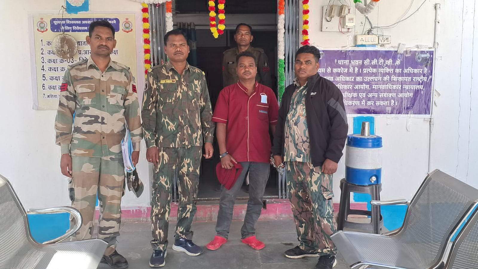 तेंदुआ खाल बेचते फरार मुख्य आरोपी ढाई साल बाद बंदी तेंदुआ खाल बेचते फरार मुख्य आरोपी ढाई साल बाद बंदी