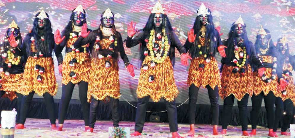 वार्षिकोत्सव में विद्यार्थियों ने मनवाया प्रतिभा का लोहा