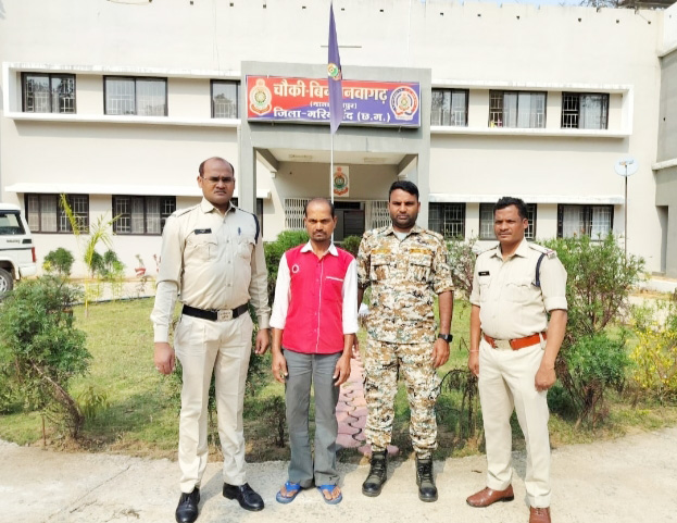 28 लाख की ठगी, पोस्ट मास्टर गिरफ्तार 28 लाख की ठगी, पोस्ट मास्टर गिरफ्तार