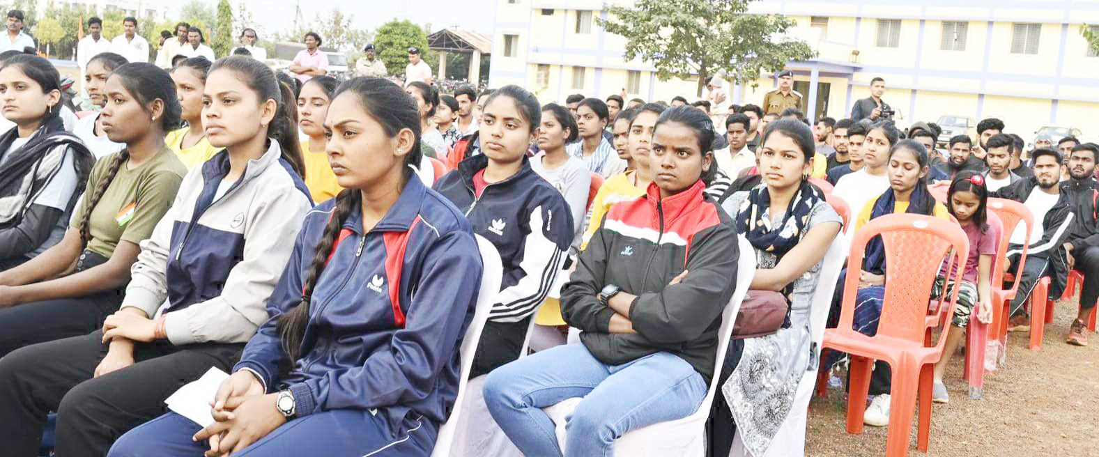 पुलिस बल-भारतीय सेना में भर्ती के लिए फ्री ट्रेनिंग 