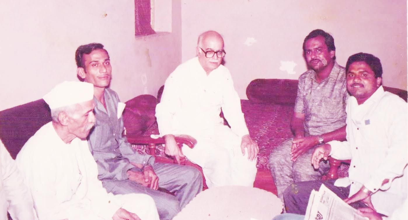 आडवाणी को भारत रत्न से देश के प्रत्येक  नागरिक का सम्मान बड़ा है -पारख