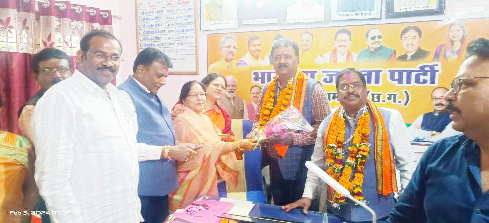 शशि पवार को प्रदेश कार्यसमिति में लिये जाने पर भाजपाइयों ने दी बधाई