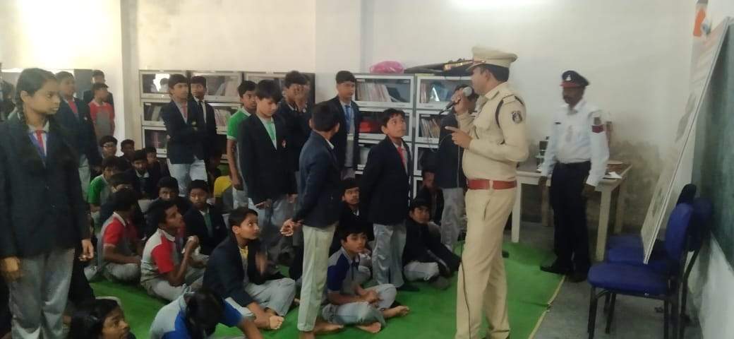 यातायात जागरूकता शिविर : दुर्घटना रोकने बताए उपाय