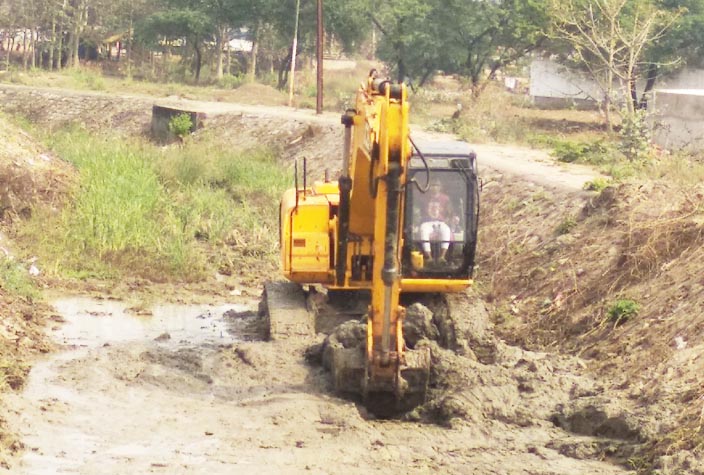 45 लाख से होगा स्टाप डेम का कायाकल्प