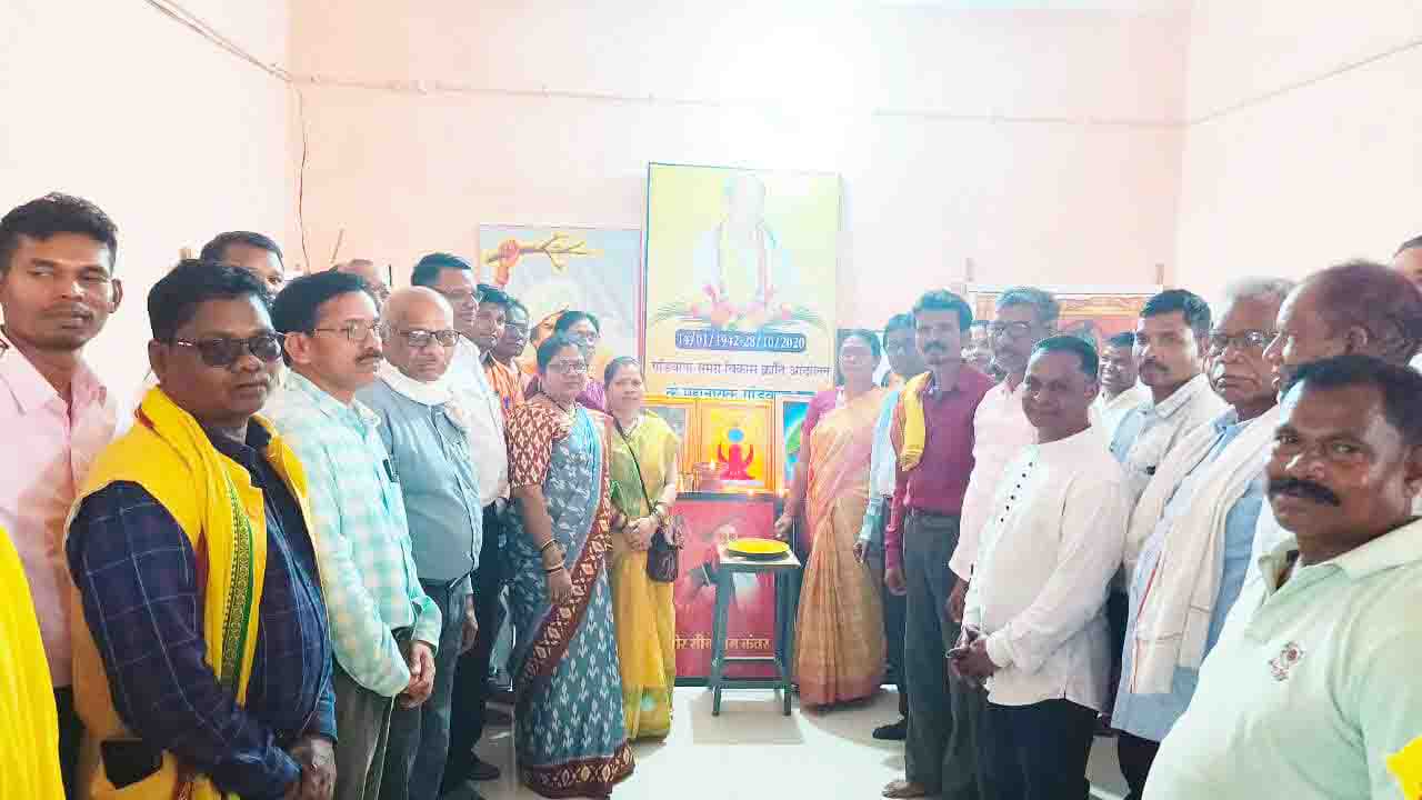 सर्व आदिवासी समाज के अशोक पुन: अध्यक्ष बने सर्व आदिवासी समाज के अशोक पुन: अध्यक्ष बने