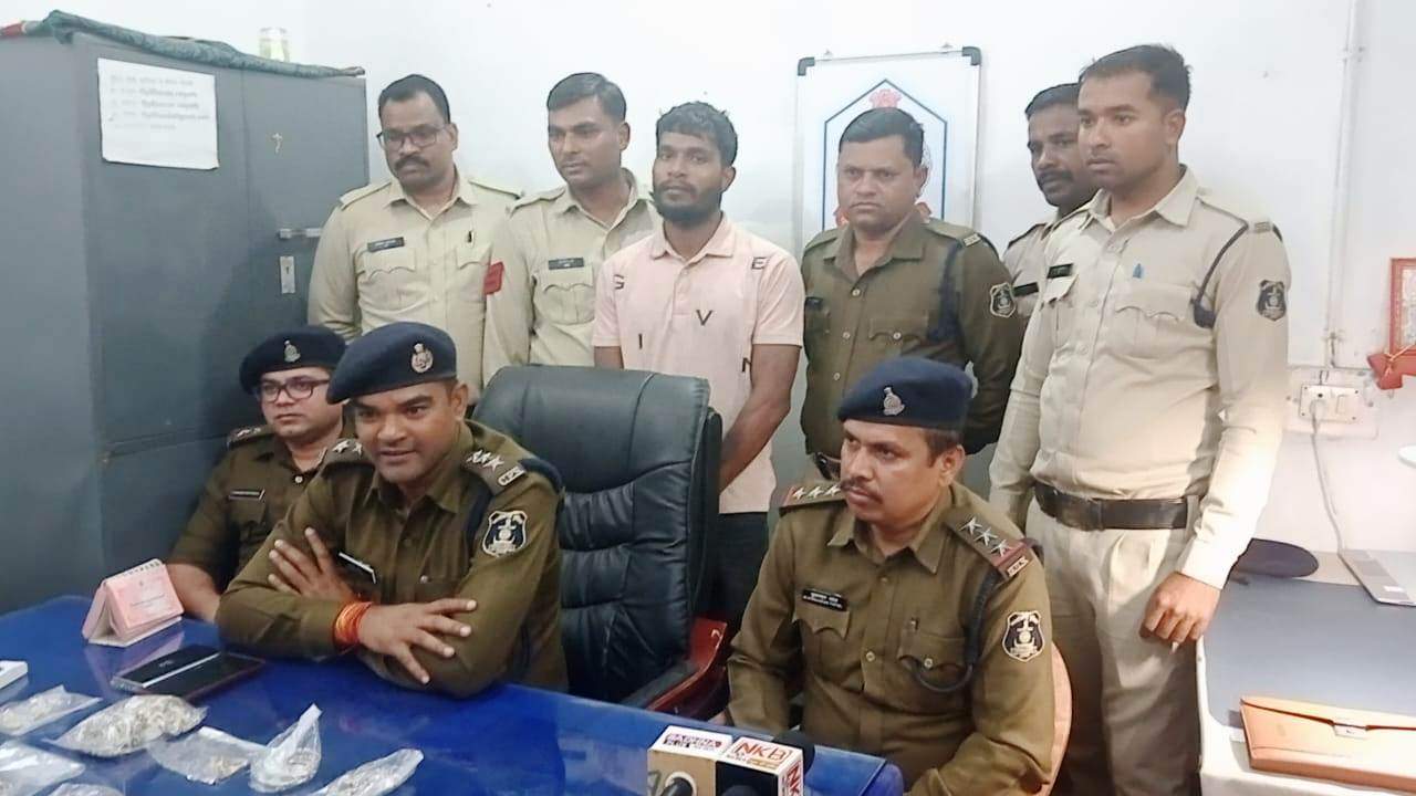 सूने मकानों में चोरी, आरोपी पकड़ाया सूने मकानों में चोरी, आरोपी पकड़ाया