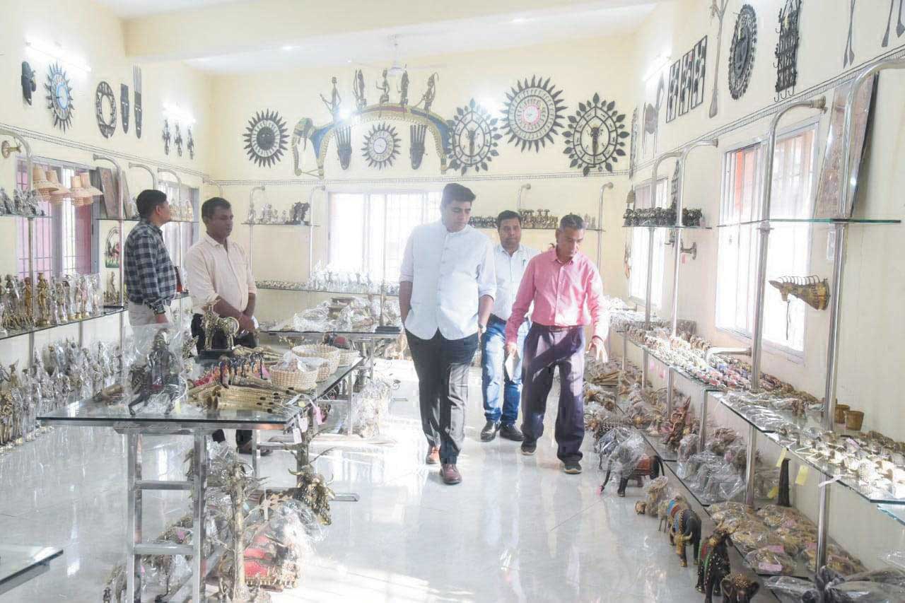 शिल्पकारों का पीएम विश्वकर्मा योजनान्तर्गत पंजीयन कराने निर्देश शिल्पकारों का पीएम विश्वकर्मा योजनान्तर्गत पंजीयन कराने निर्देश