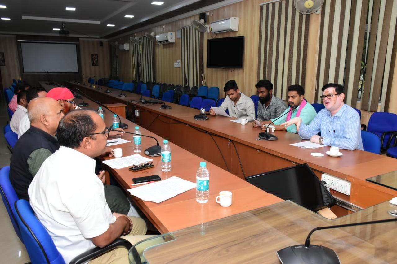 आम चुनाव : राजनीतिक दलों की बैठक आम चुनाव : राजनीतिक दलों की बैठक