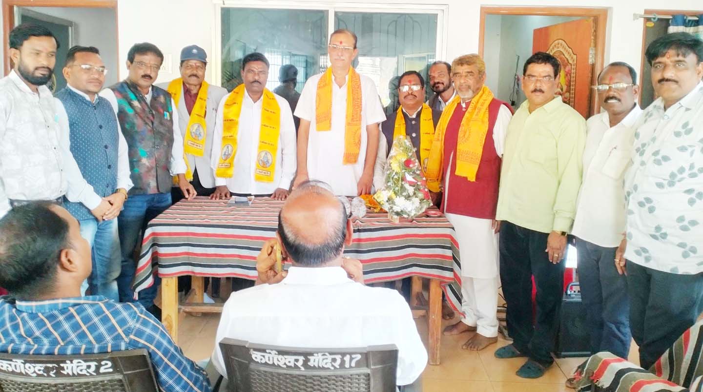 कर्णेश्वर धाम में भाजपा की बैठक