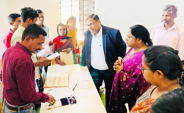 गांवों में जाकर योजनाओं का लिया जायजा, चर्चा गांवों में जाकर योजनाओं का लिया जायजा, चर्चा