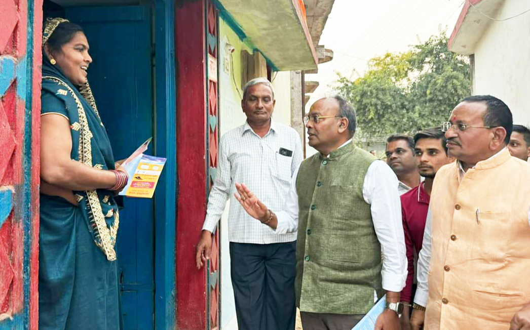 विधायक का क्षेत्रीय प्रवास