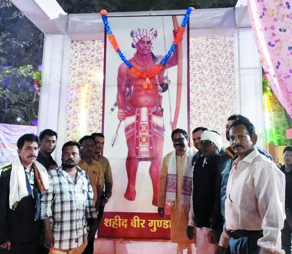 सर्व आदिवासी समाज ने मनाया भूमकाल दिवस