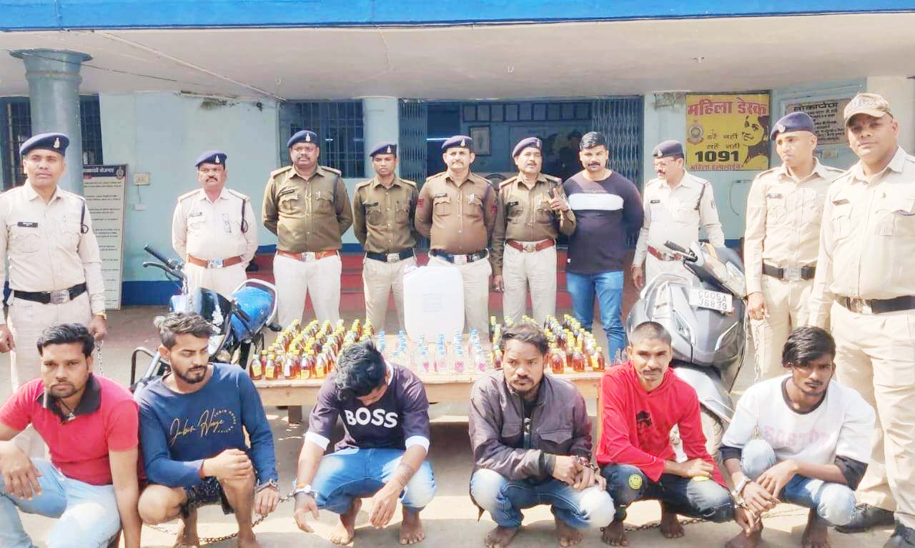 देशी- महुआ शराब संग 6 पकड़ाए