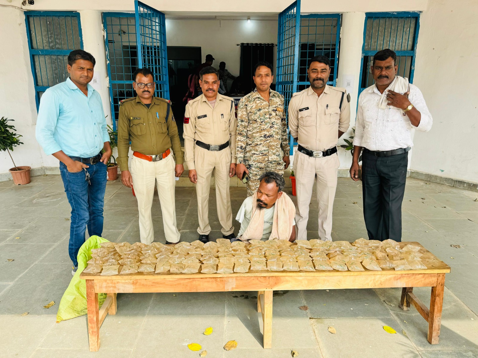 अवैध शराब, 11 गिरफ्तार अवैध शराब, 11 गिरफ्तार