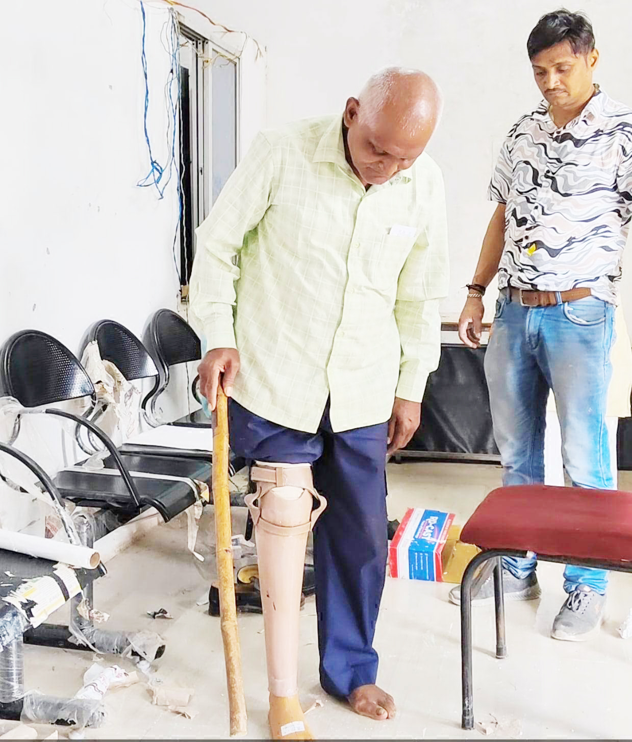 निदान ने असहाय से बना  दिया सहाय-देवलाल