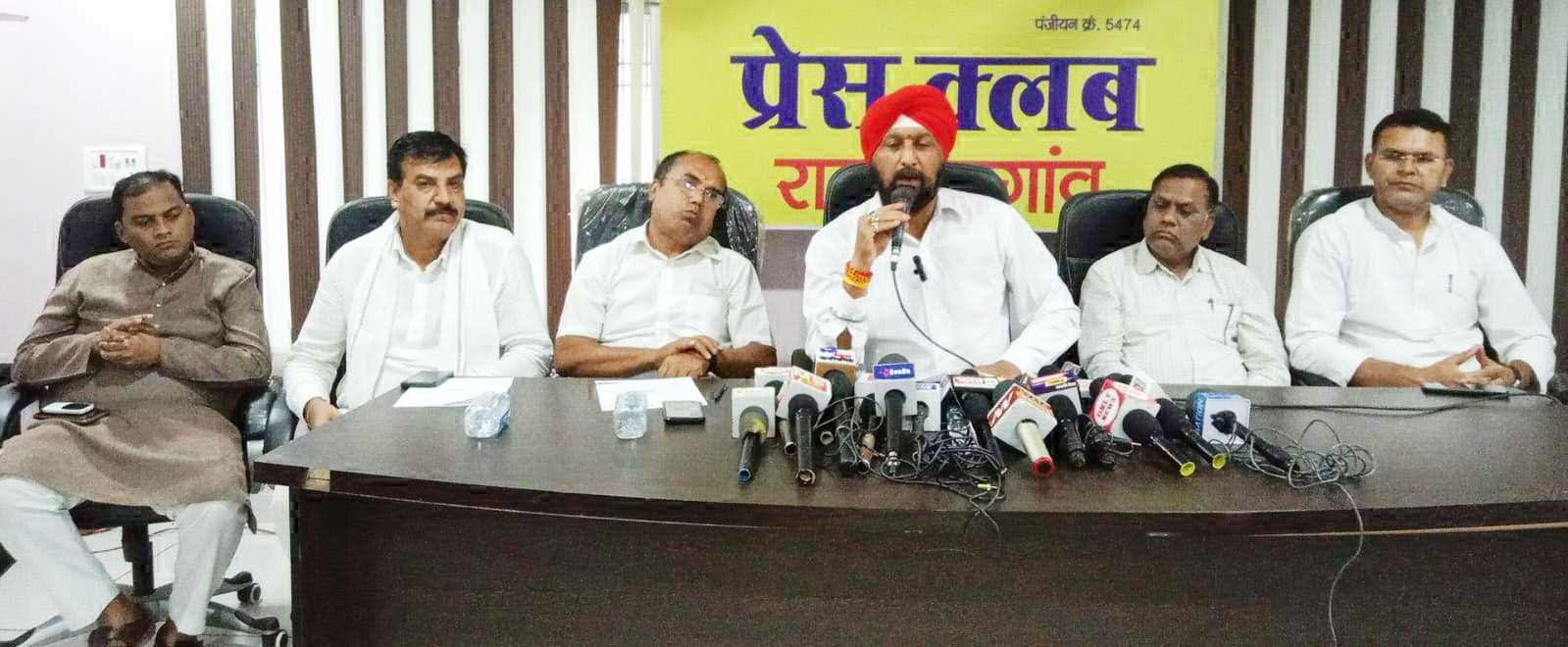मोदी सरकार किसान विरोधी अपना रही नीति - छाबड़ा मोदी सरकार किसान विरोधी अपना रही नीति - छाबड़ा