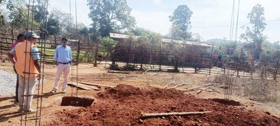 निर्माणाधीन कार्यों का निरीक्षण