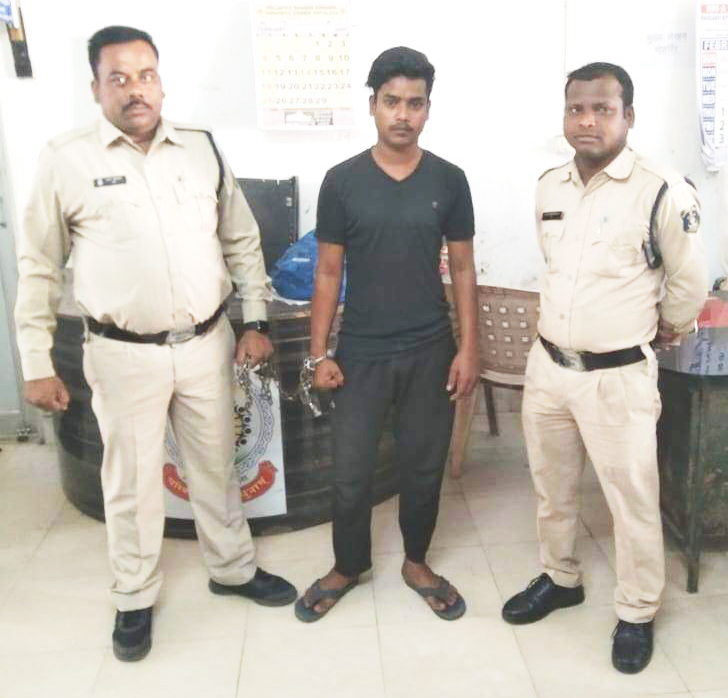 स्कूटी लूटपाट में शामिल फरार आरोपी पकड़ाया स्कूटी लूटपाट में शामिल फरार आरोपी पकड़ाया