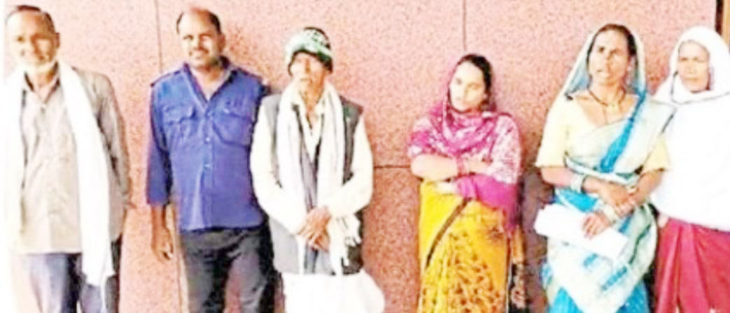 स्कूल के लिए आरक्षित जमीन पर कब्जा, भूमिपूजन के बाद निर्माण अटका 