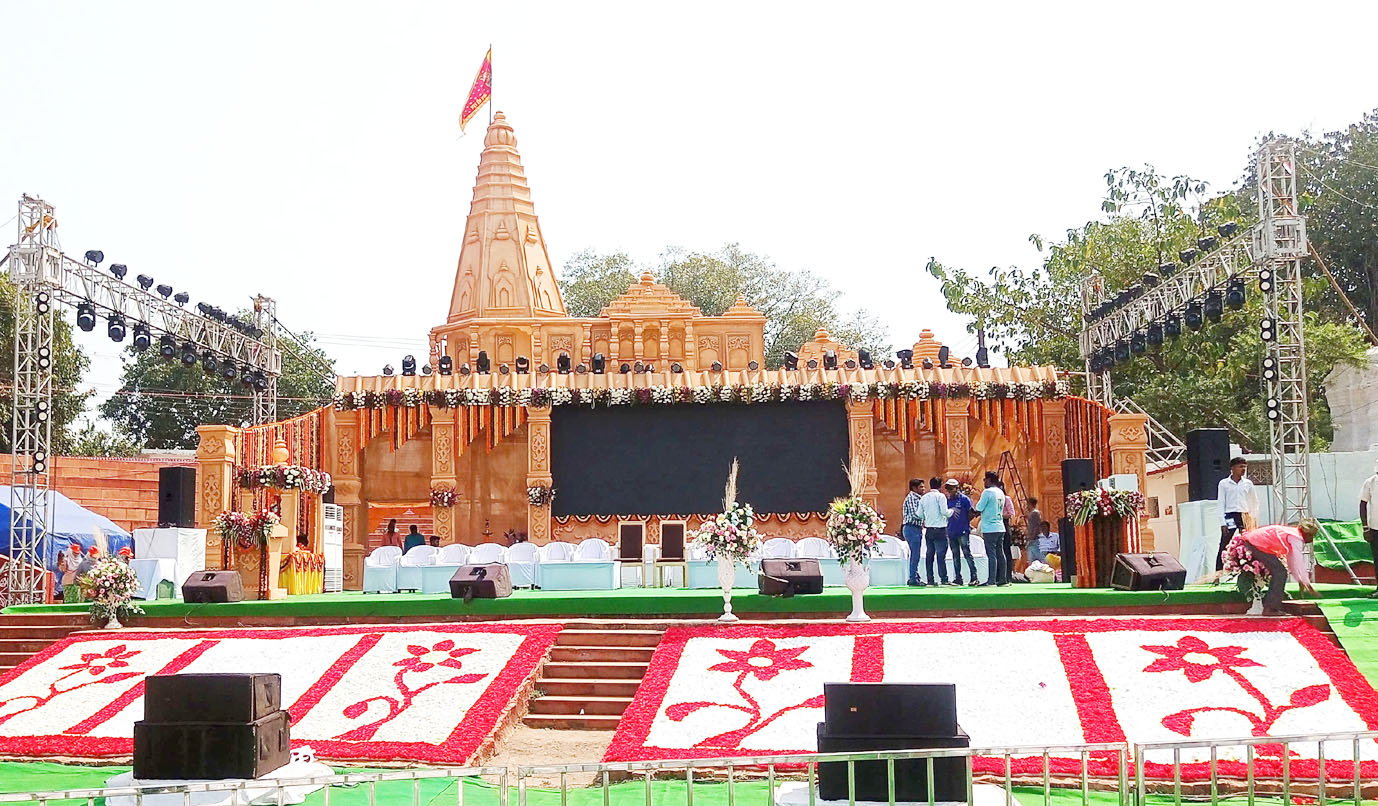 राजिम कुंभ कल्प में पहुंचे देशभर के साधु-संत राजिम कुंभ कल्प में पहुंचे देशभर के साधु-संत