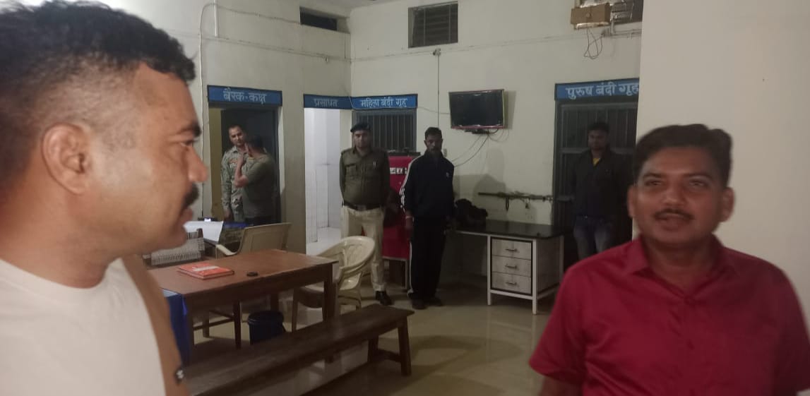 एसपी ने अपराधों पर अंकुश लगाने गश्त  के दिए निर्देश 