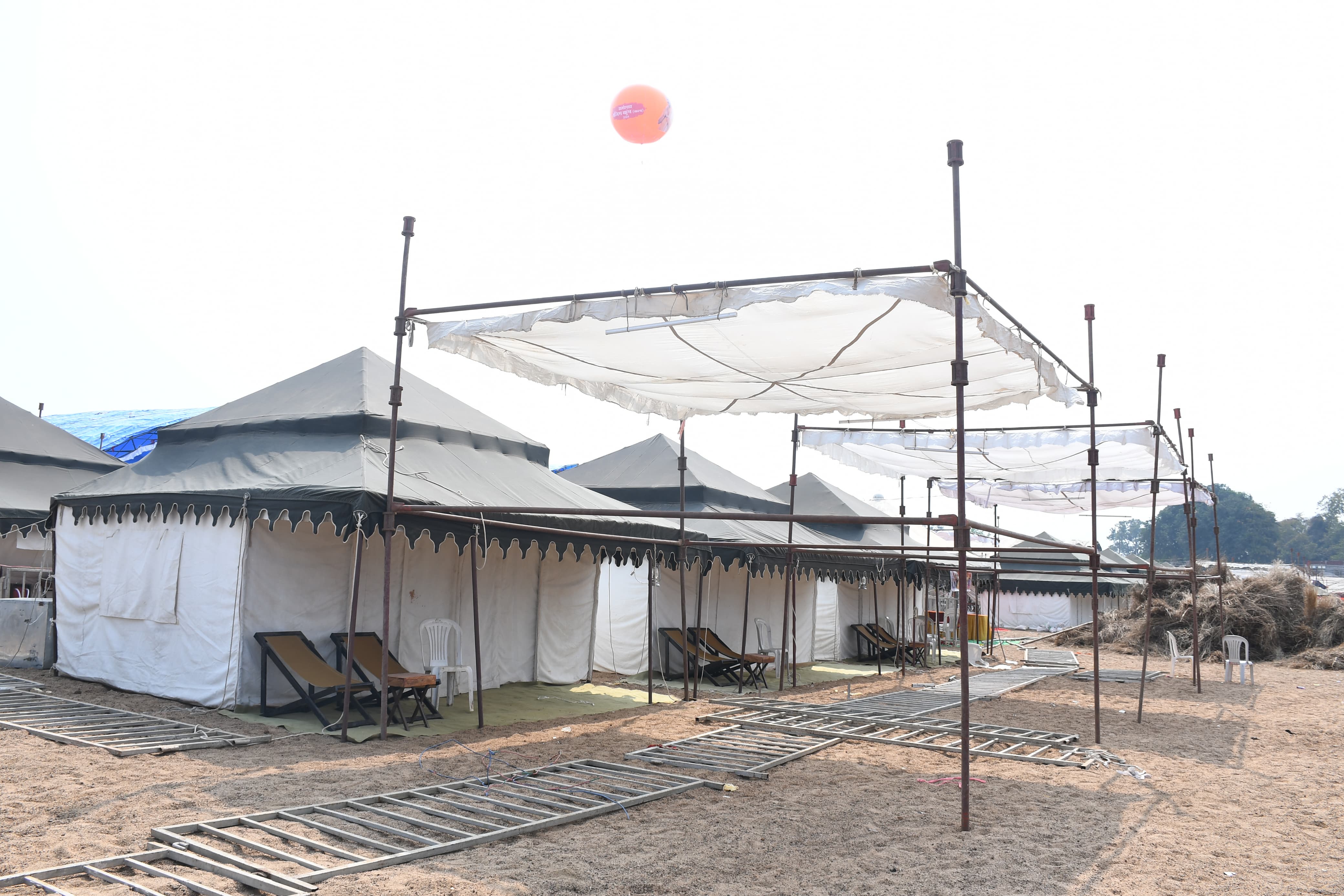 राजिम कुंभ कल्प में 3 से शुरू होगा विराट संत समागम, तैयारियां पूर्णता की ओर राजिम कुंभ कल्प में 3 से शुरू होगा विराट संत समागम, तैयारियां पूर्णता की ओर