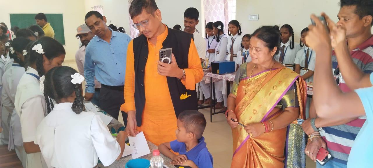 कस्तूरबा गांधी आश्रम छिंदगढ़ में विज्ञान मेला का आयोजन