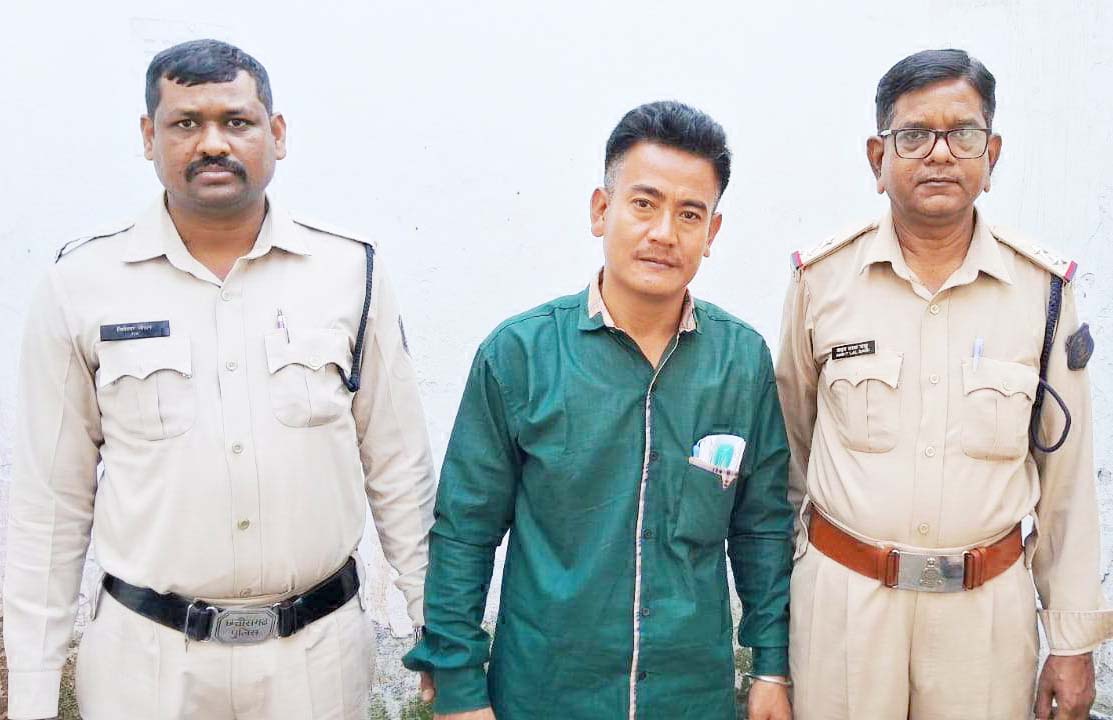 शादी का झांसा देकर रेप, आरोपी गिरफ्तार   