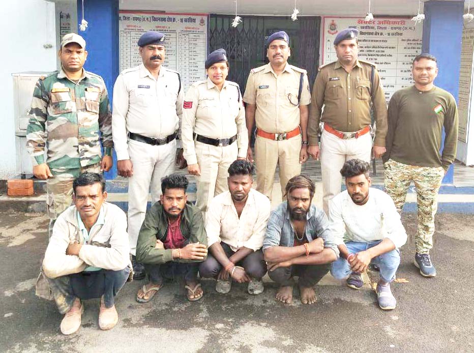 फरार वारंटियों के खिलाफ धरपकड़ अभियान, 51 गिरफ्तार