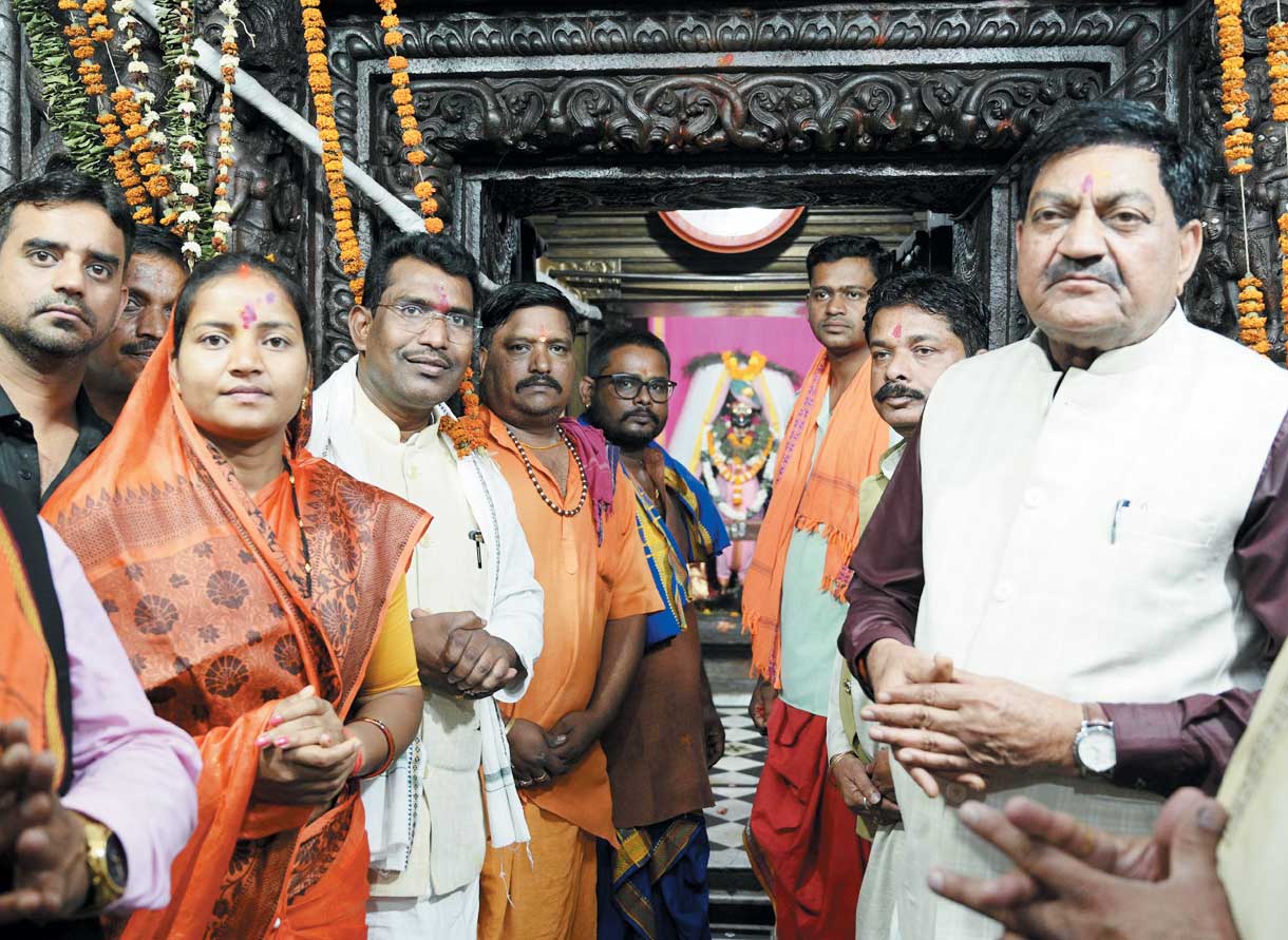राजीव लोचन मंदिर में पूजा-अर्चना, प्रदेश की खुशहाली की कामना