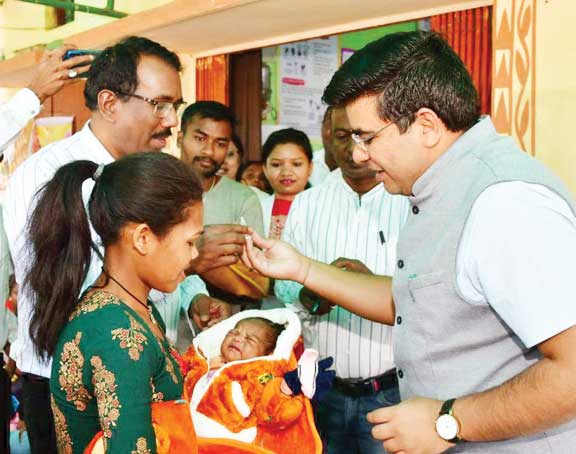 68 हजार से अधिक बच्चों को पिलाई पोलियो की खुराक 68 हजार से अधिक बच्चों को पिलाई पोलियो की खुराक