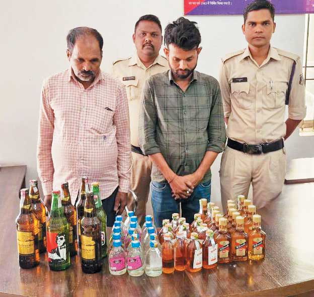 अवैध शराब बिक्री, 2 गिरफ्तार अवैध शराब बिक्री, 2 गिरफ्तार
