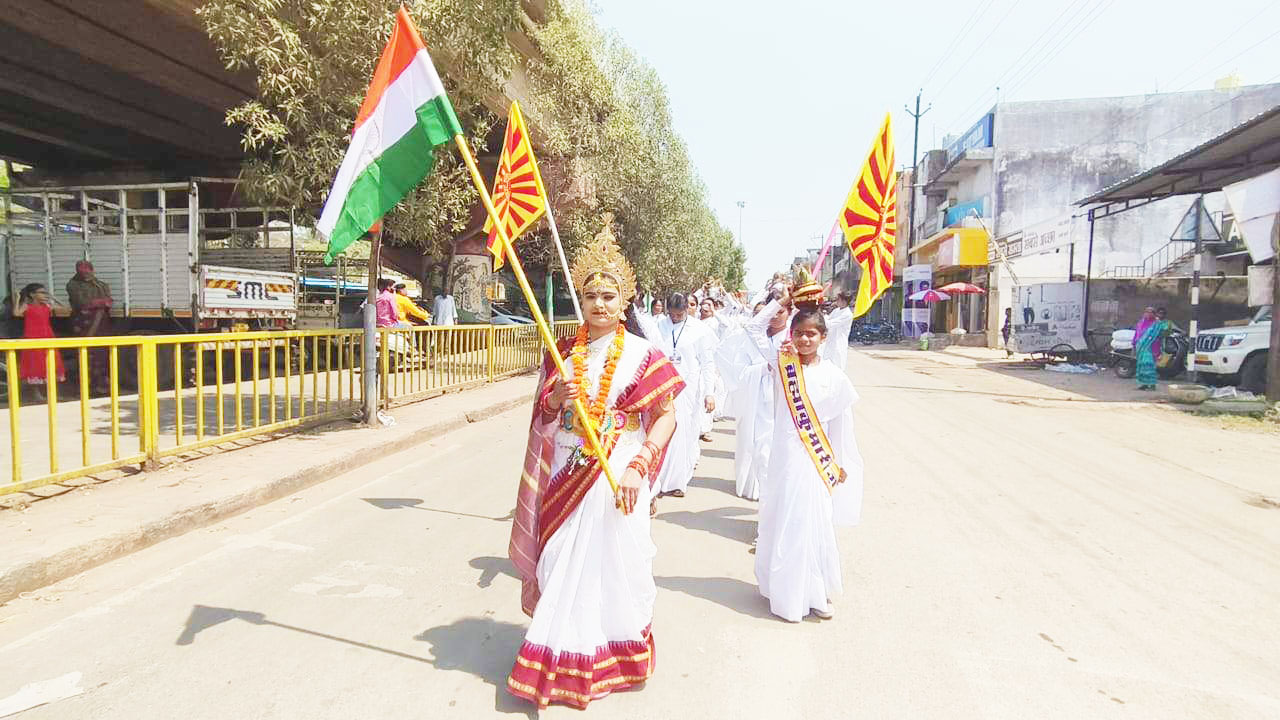 शिवालयों में पूजे गए भोलेनाथ