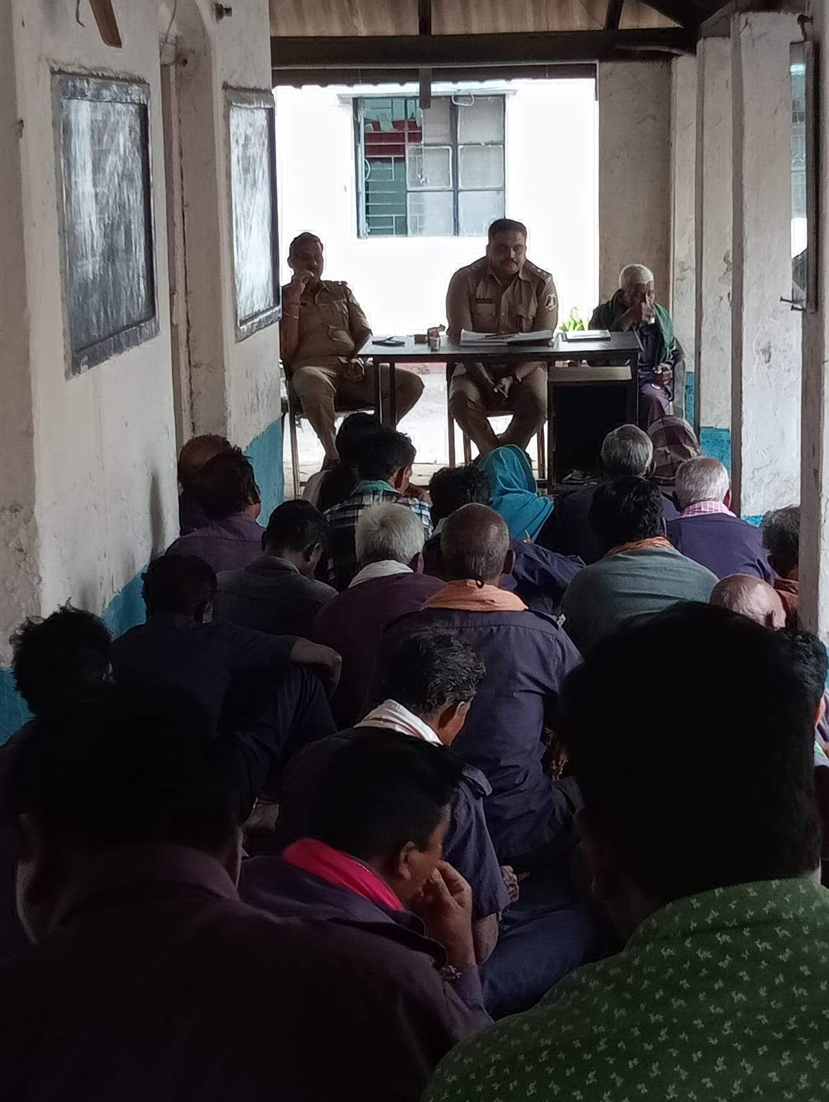 कोटवारों को दी अपराधों पर अंकुश लगाने की सीख कोटवारों को दी अपराधों पर अंकुश लगाने की सीख