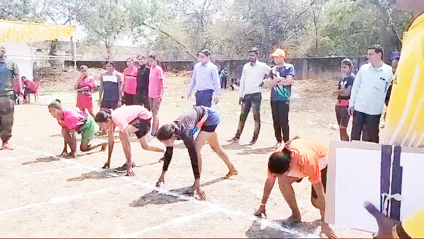 महिला दिवस पर संपन्न हुआ जिला स्तरीय महिला खेलकूद 