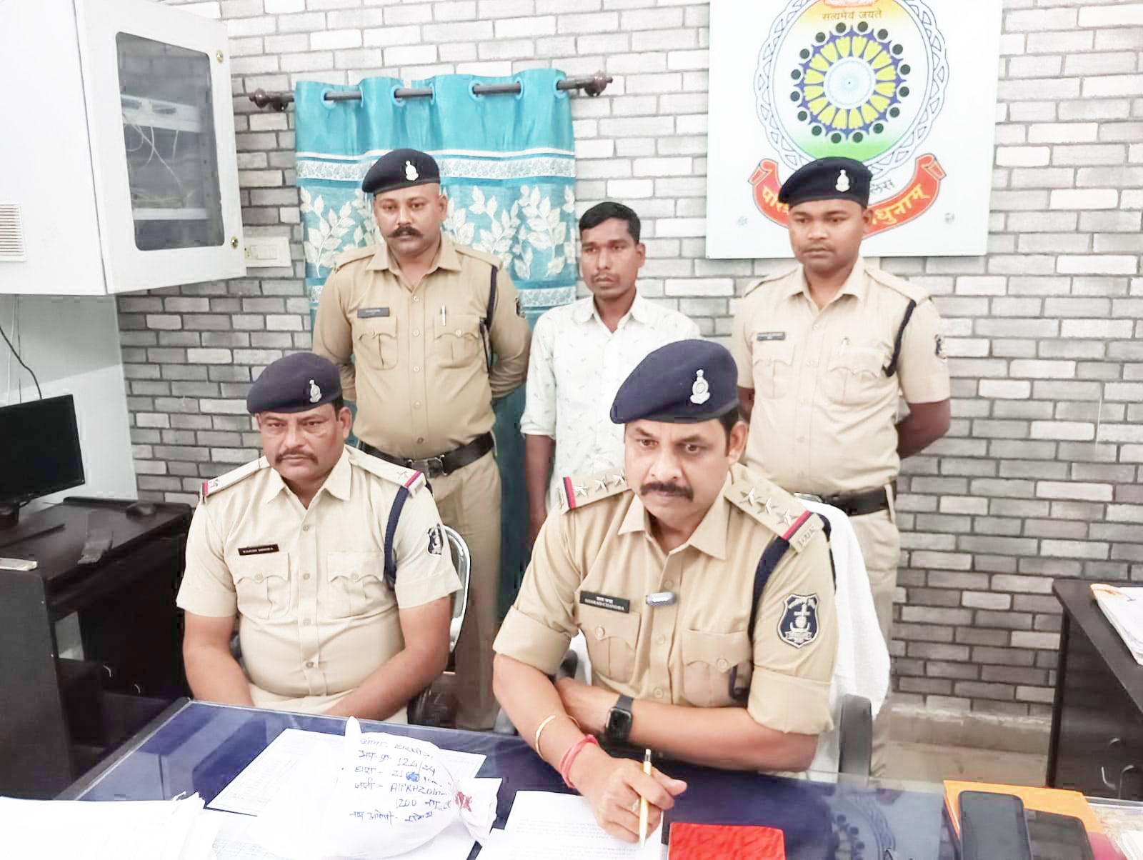 नशीली टेबलेट की अवैध बिक्री, गिरफ्तार नशीली टेबलेट की अवैध बिक्री, गिरफ्तार