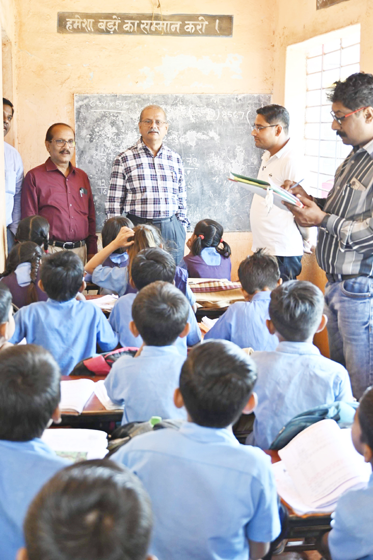 मानव अधिकार आयोग के अध्यक्ष ने स्कूल,  जेल, अस्पताल और थाना का किया निरीक्षण