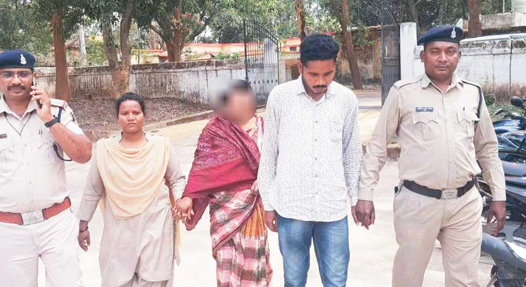 कार में गांजा तस्करी, पति-पत्नी बंदी