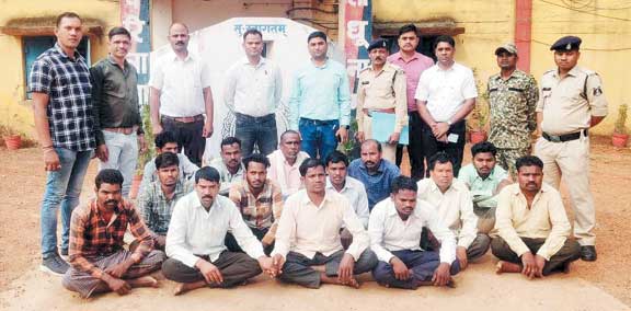 बाइक चोरी के शक पर हत्या, 14 बंदी, जंगल में मिले कंकाल की गुत्थी सुलझी बाइक चोरी के शक पर हत्या, 14 बंदी, जंगल में मिले कंकाल की गुत्थी सुलझी