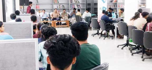 समयबद्ध तैयारी की रणनीति से मिलेगा लक्ष्य, प्रतियोगी परीक्षा के विद्यार्थियों को गुरु मंत्र