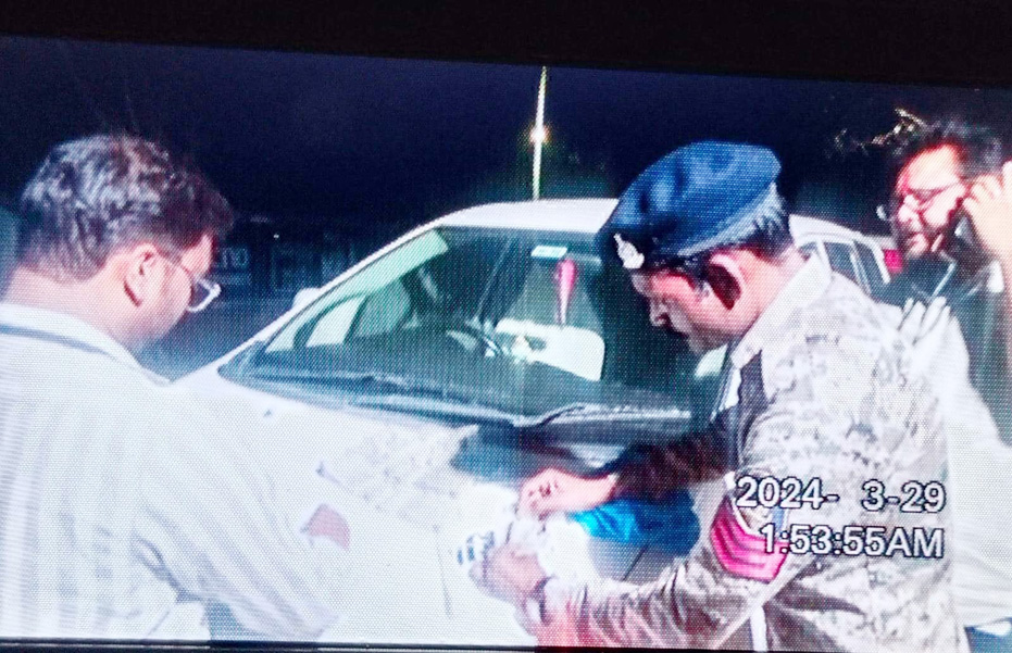 एसएसटी टीम ने जब्त किए साढ़े 4 लाख नगदी