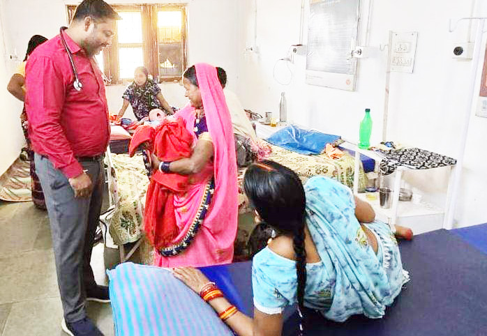 मौसमी बीमारी के मरीज बढ़े,  सरकारी अस्पताल में पहुंच रहे 