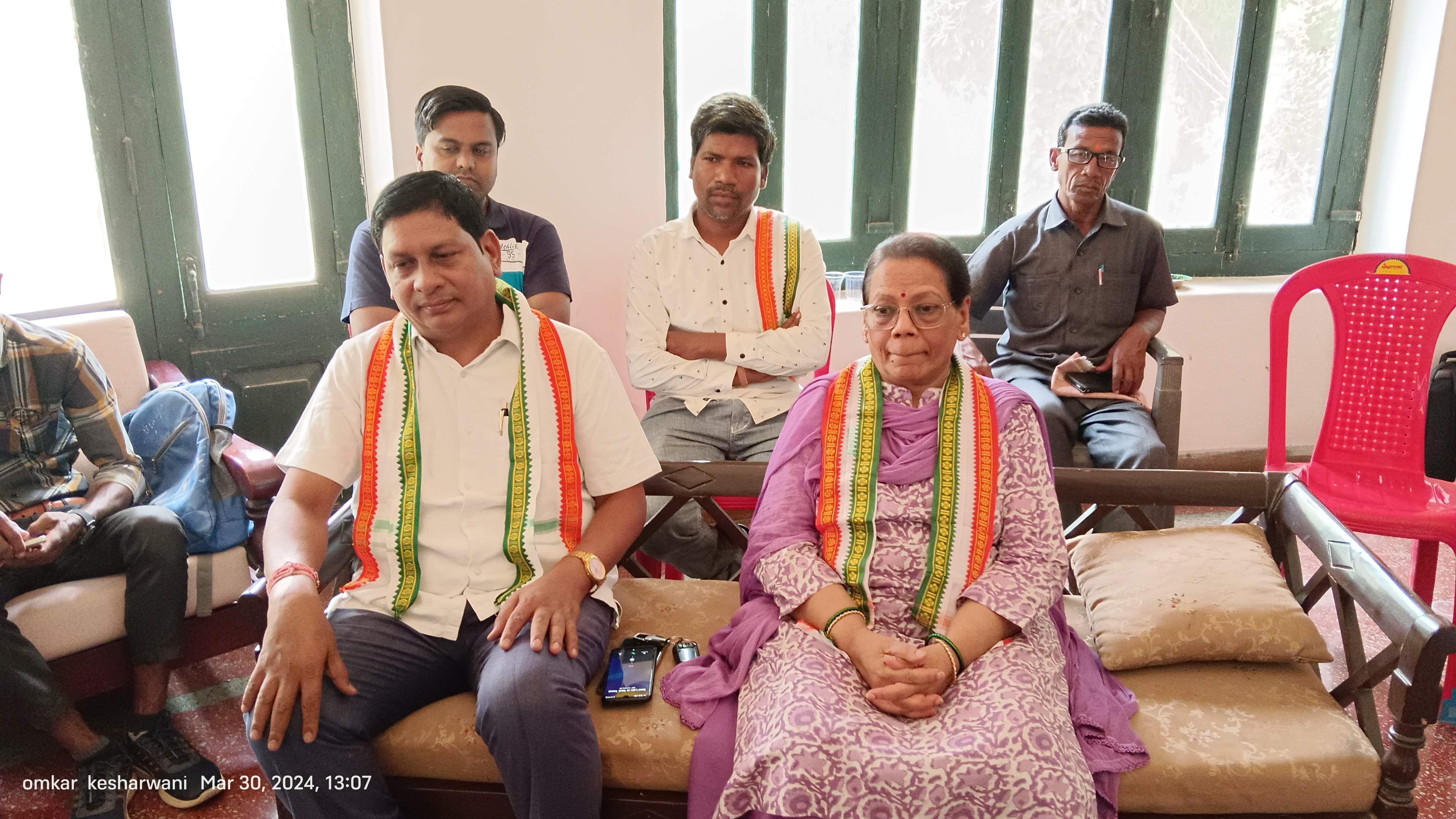 राजनीति में मेरे परिवार का अहम योगदान रहा, आपके सहयोग की आकांक्षी- मेनका