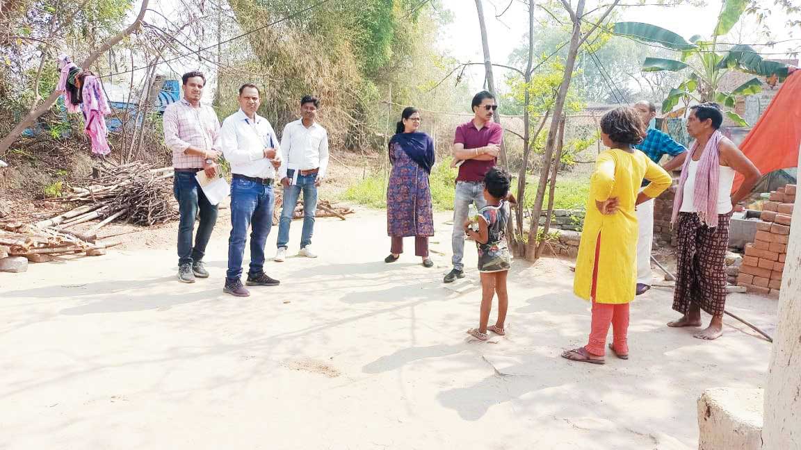 पीएम आवास का निरीक्षण