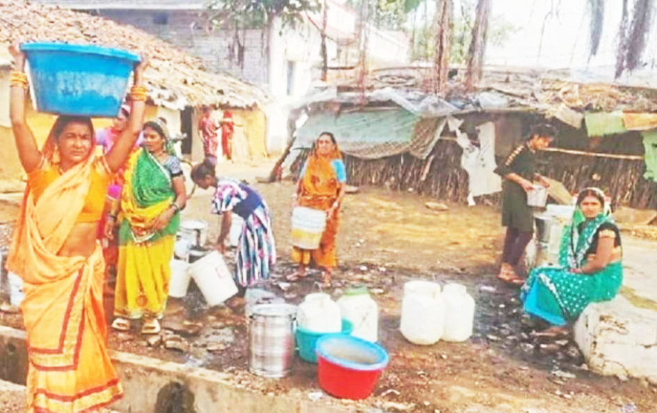 पानी टंकी निर्माण के एक साल बाद भी जलापूर्ति नहीं