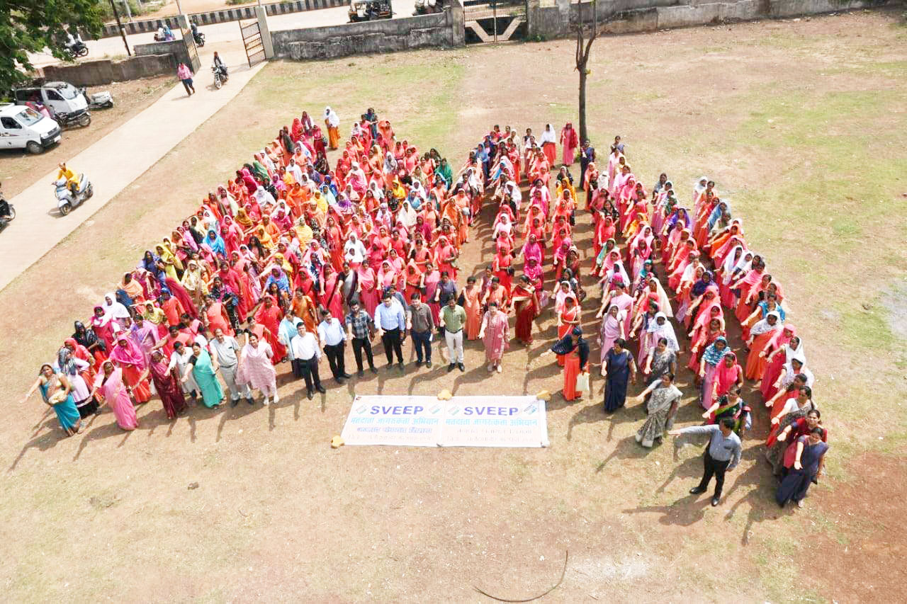 सवा लाख महिलाओं द्वारा भेजे जाएंगे मतदान शपथ पोस्ट कार्ड