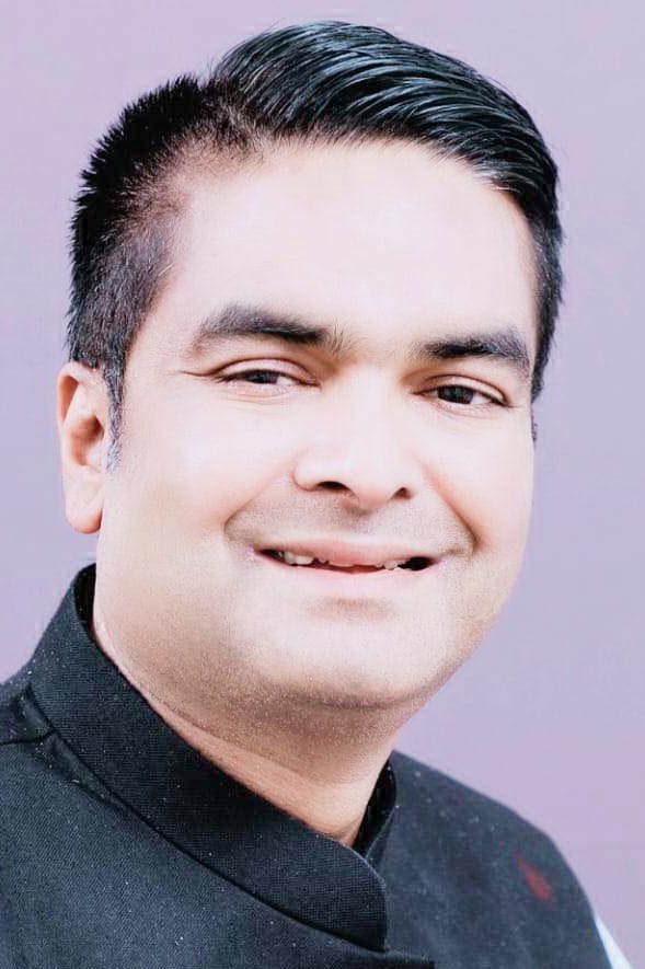 शराब परोस नीति नियमों की धज्जियां उड़ाने वाले भिलाई के दो मयखानों पर लगा ताला