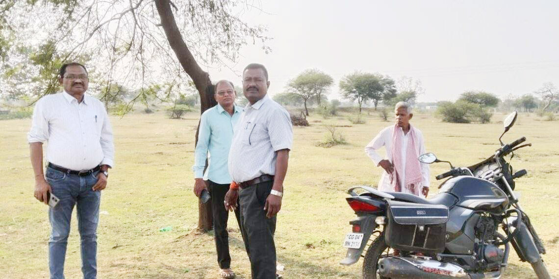 जनपद सीईओ ने किया  कार्यों की ली जानकारी